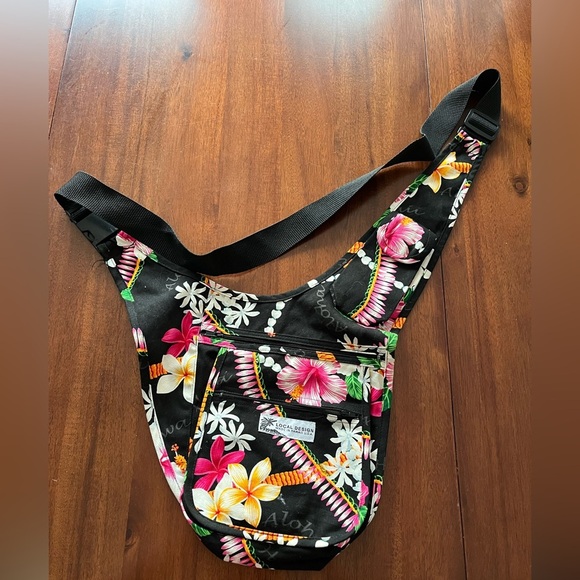 Local Design Black Floral Crossbody Bag with multiple pockets - Picture 11 of 11